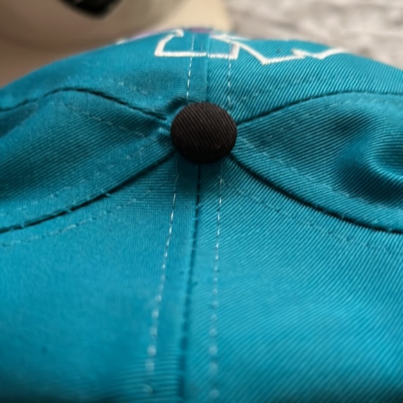 vintage graffiti hornets - Picture 11 of 13